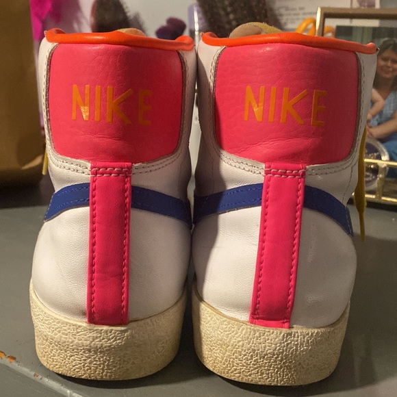 nike blazers - Picture 4 of 4